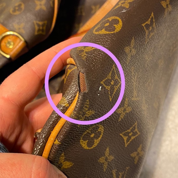 Louis Vuitton Monogram Keepall 50 Duffle - Picture 3 of 11